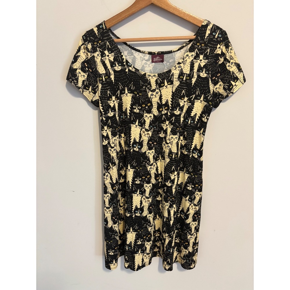 Salaam Clothing Women Black Cream Cat Print Short Sleeve Scoop Neck Dress Small